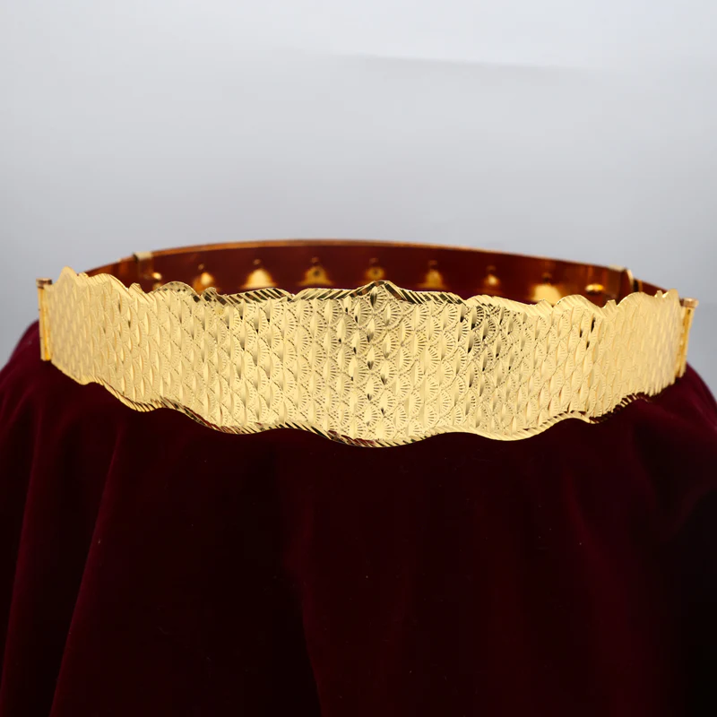 Real Gold Look Shell Cut Adjustable Hipbelt